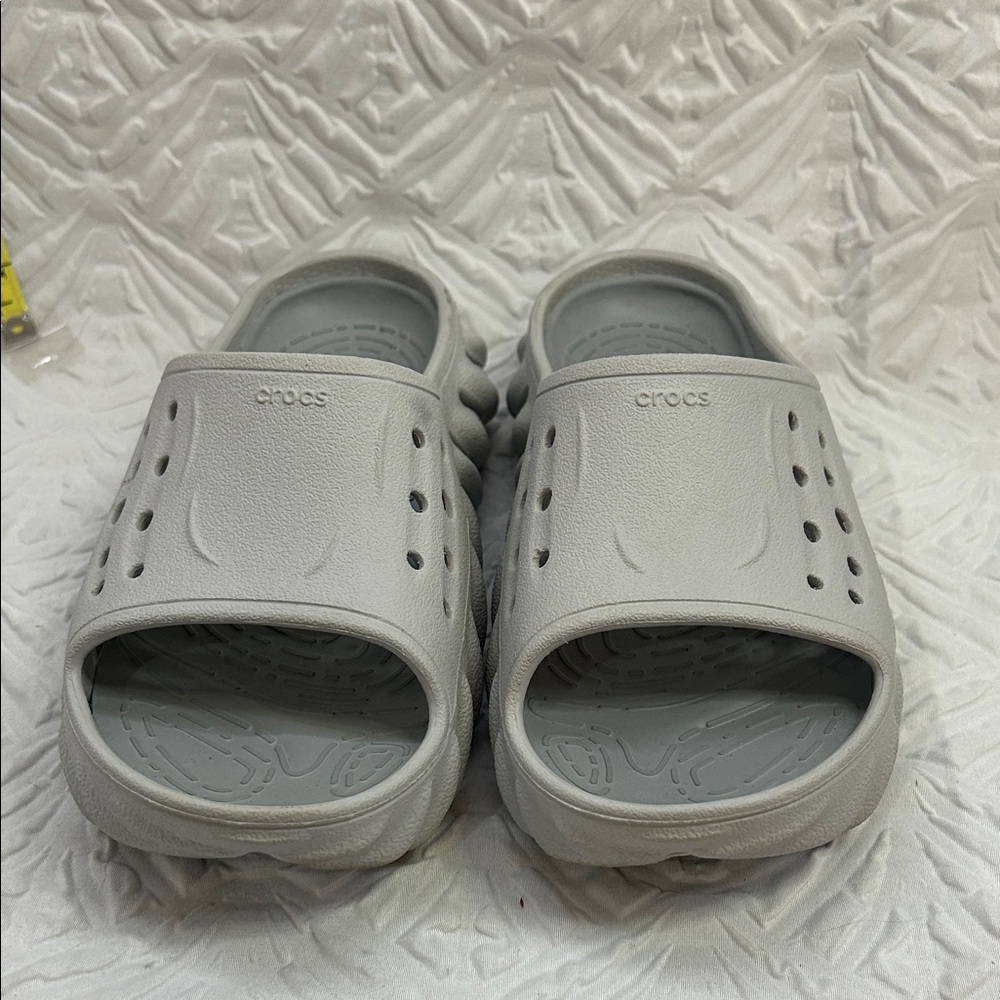 Crocs Echo Platform Slide White Chunky EVA Sandals Youth 4 Womens 6